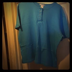 Light blue T w/henley buttons size 1x